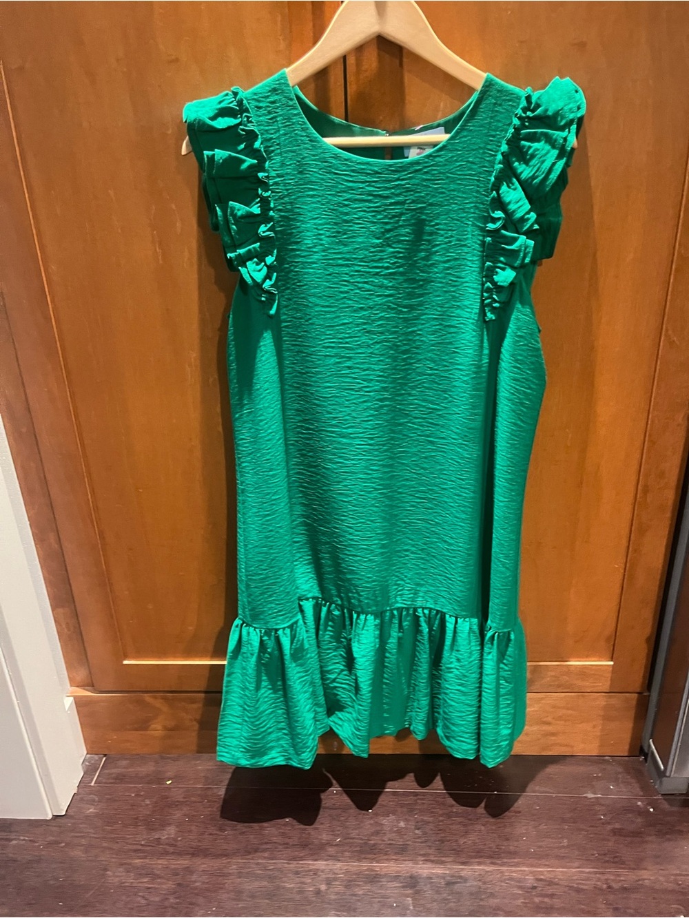 CC Boutique Emerald Green Ruffle Sleeve Midi Dress